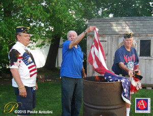 BA1_0316flagburninggroup1