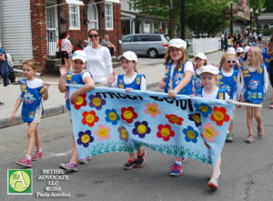 BA129_0326scoutsbanner