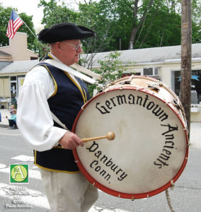 BA143_0353germantownancientsdrum