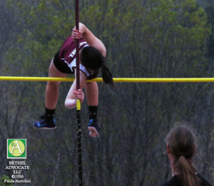 BA6_polevault9575