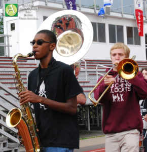 BA42_0170marchingbandhorns