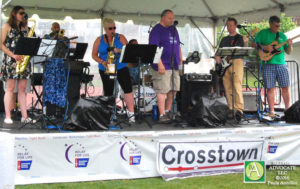 BA48_0305crosstownband