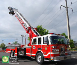 BA6_0248bethelfiredeptladdertruck