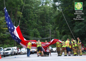 ba6_0181takingdownflag1ctunitedride