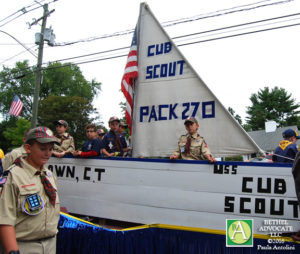 ba86_0256cubscoutsboatfloat