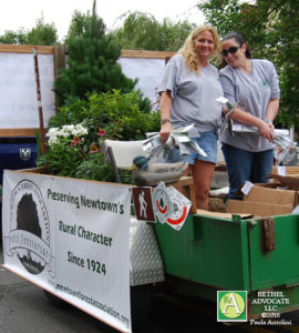 ba90_0247newtownforestassociationtrailer