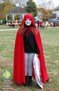 ba49_0124redcapedcostume