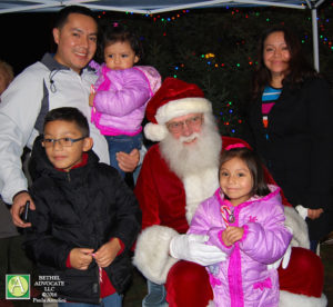 ba80_0848santawithfamily