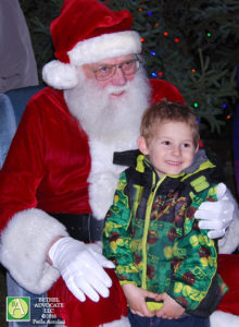 ba88_0833santawithboy