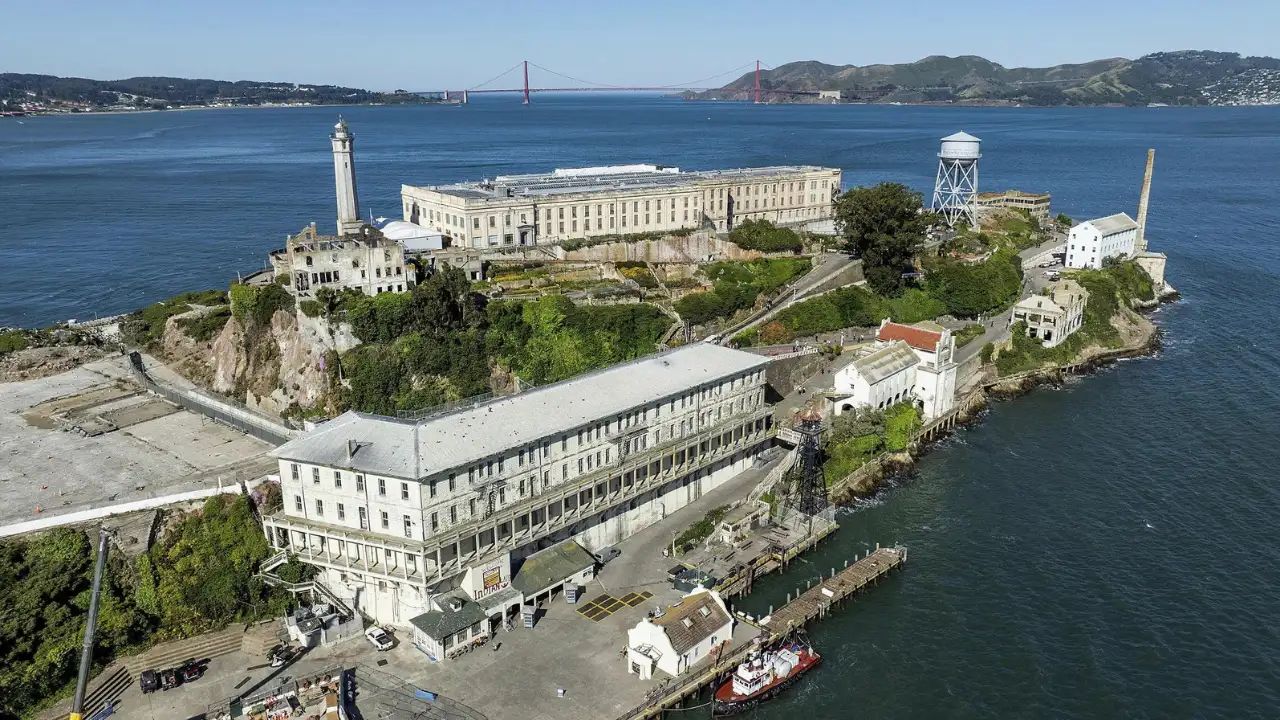 Florida Eyes Second Immigration Detention Site as ‘Alligator Alcatraz’ Draws Lawsuits and Scrutiny