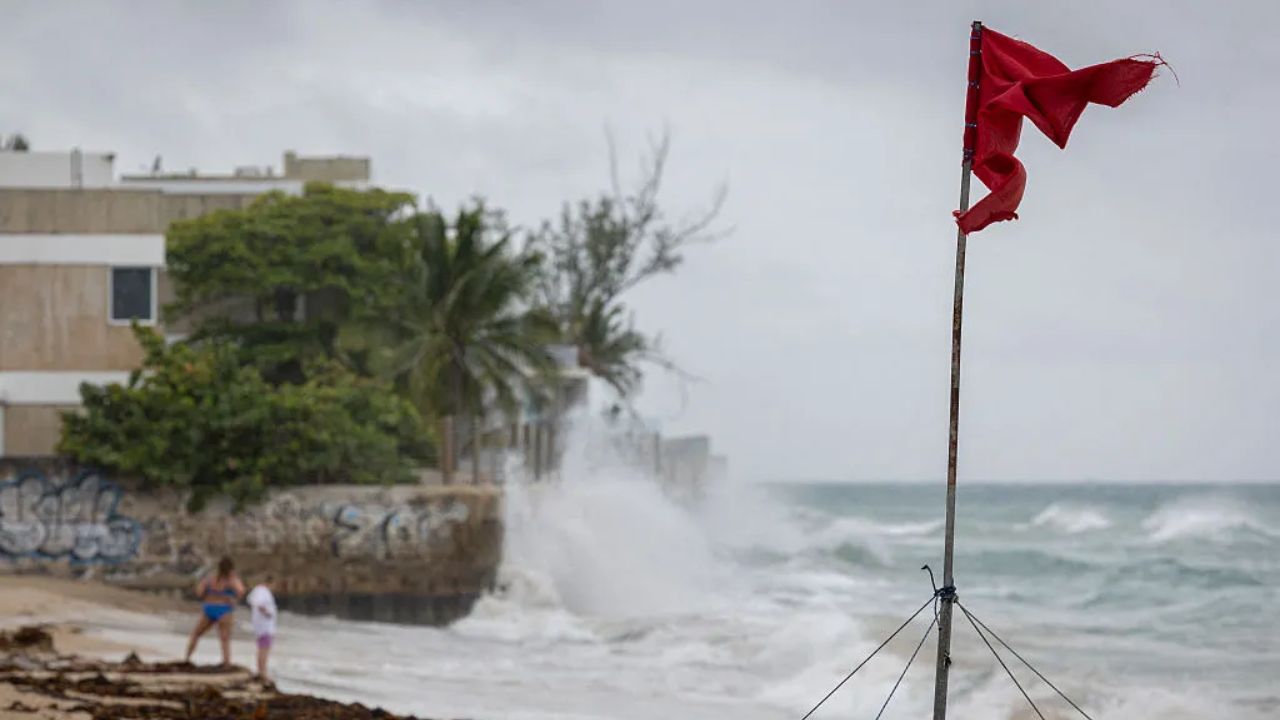 Hurricane Erin Spurs Rough Surf, Rip Currents Along Florida’s East Coast