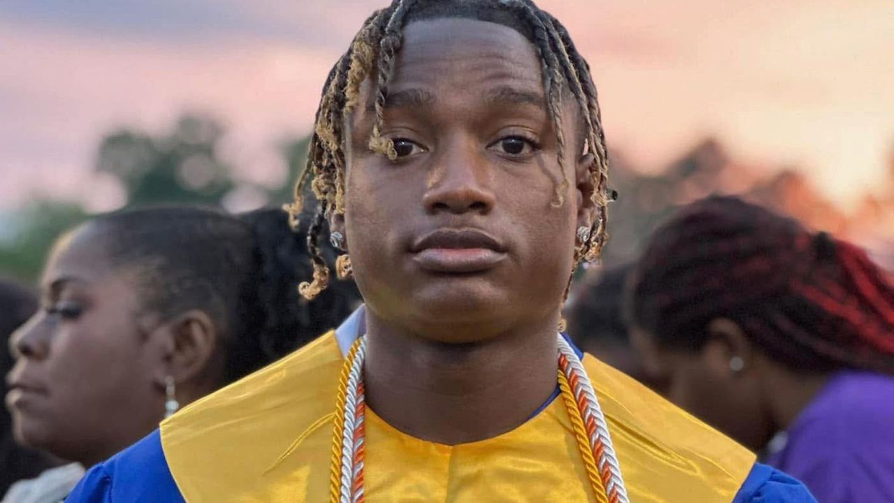 No Charges for Officer in Fatal Shooting of Alabama Teen Jabari Peoples, Family Demands Transparency