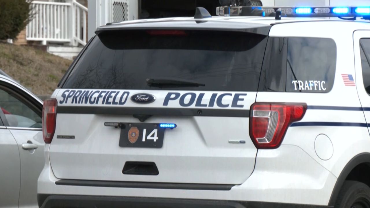 Police Father and Grandfather Suspected in Springfield Abduction of Mother and Child