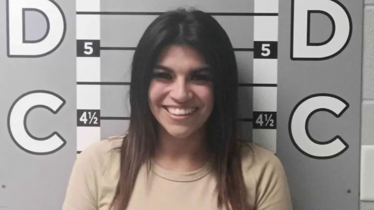 Pregnant Kentucky Woman Accused of $12K Car Damage, Smiling Mugshot Goes Viral