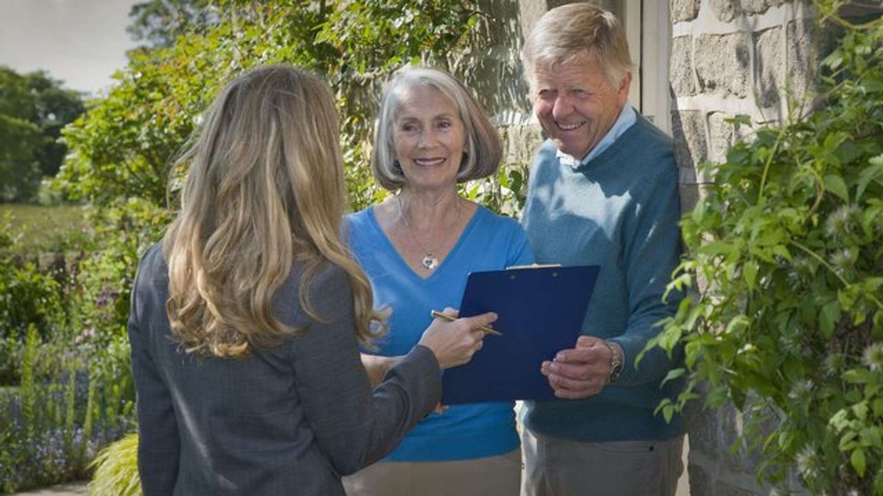 Understanding Alabama's Extra Standard Deduction for Seniors Over 65