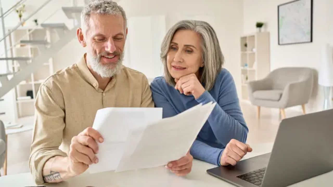 Understanding the Illinois Extra Standard Deduction for Seniors Over 65 (1)