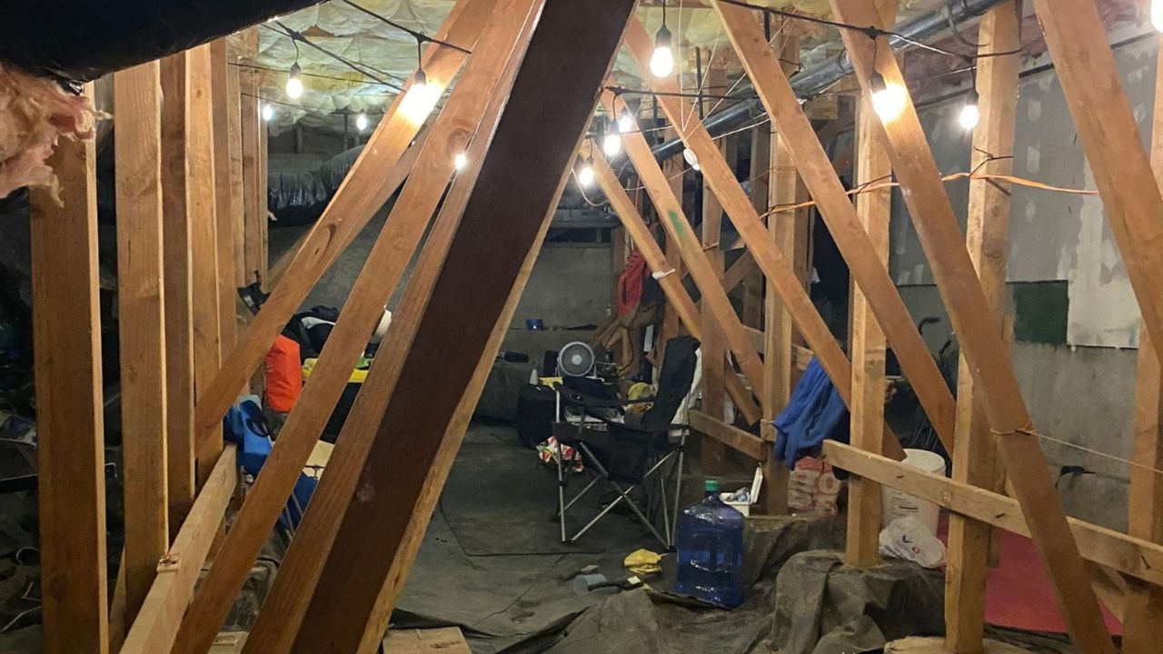 Weird Home Clackamas Man Hid in Crawl Space With Drugs, TVs; Arrested after Residents Noticed Suspicious Activities