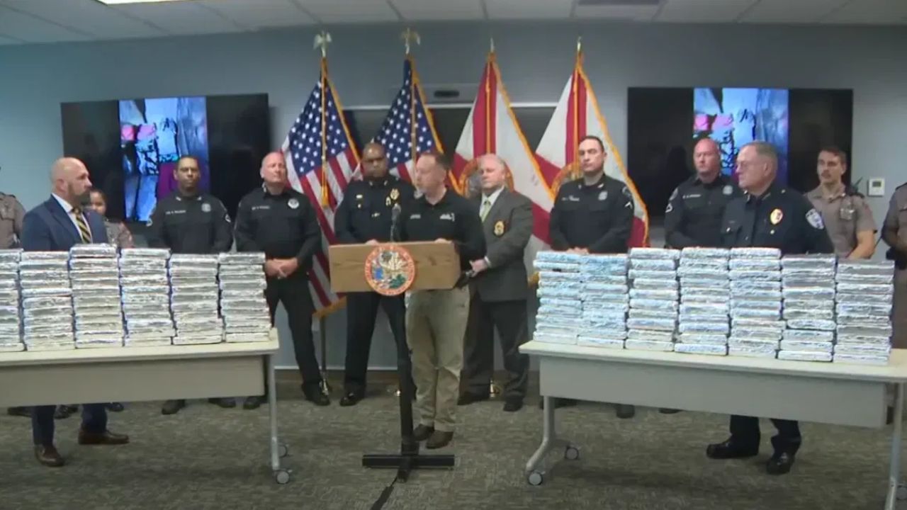 173 Kilograms of Cocaine Found Hidden in Semi-Truck on Florida Turnpike, Two Arrested