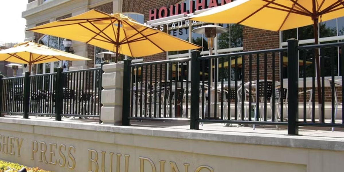Houlihan’s in Hershey to Close After 20 Years, Reopen as Hershey Social Restaurant + Bar