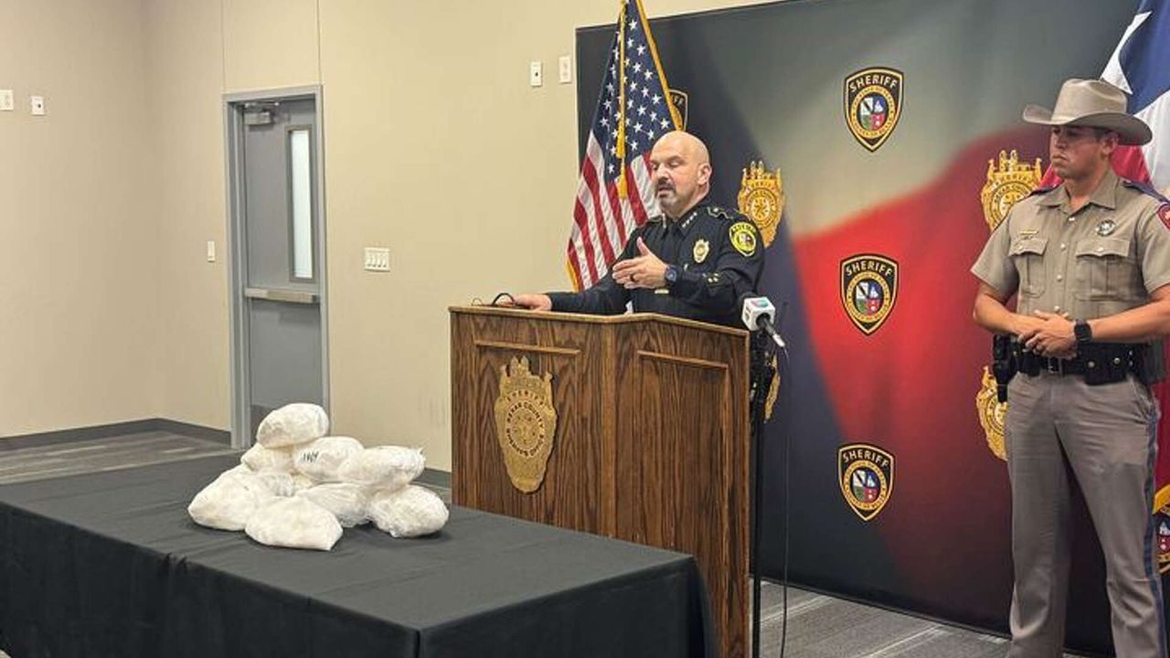 Massive Fentanyl-Laced Meth Worth Up to $800,000 Seized in Downtown San Antonio Hotel Raid; 2 Arrested