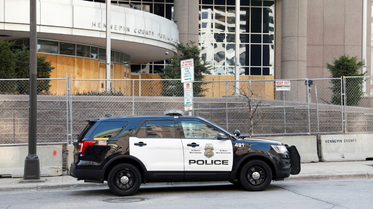 Minneapolis Car Theft Suspect Crashes, Attempts to Flee on Foot