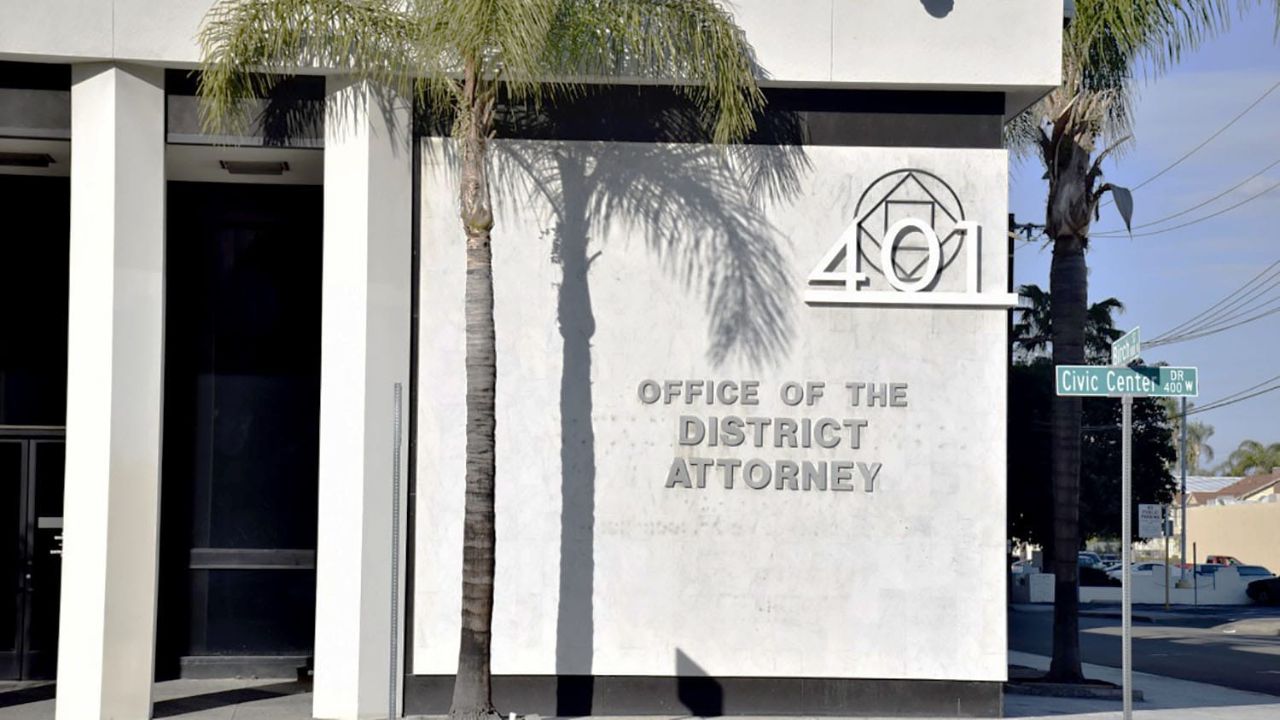 Newport Beach Jury Convicts Man of Killing Parents and Family Housekeeper