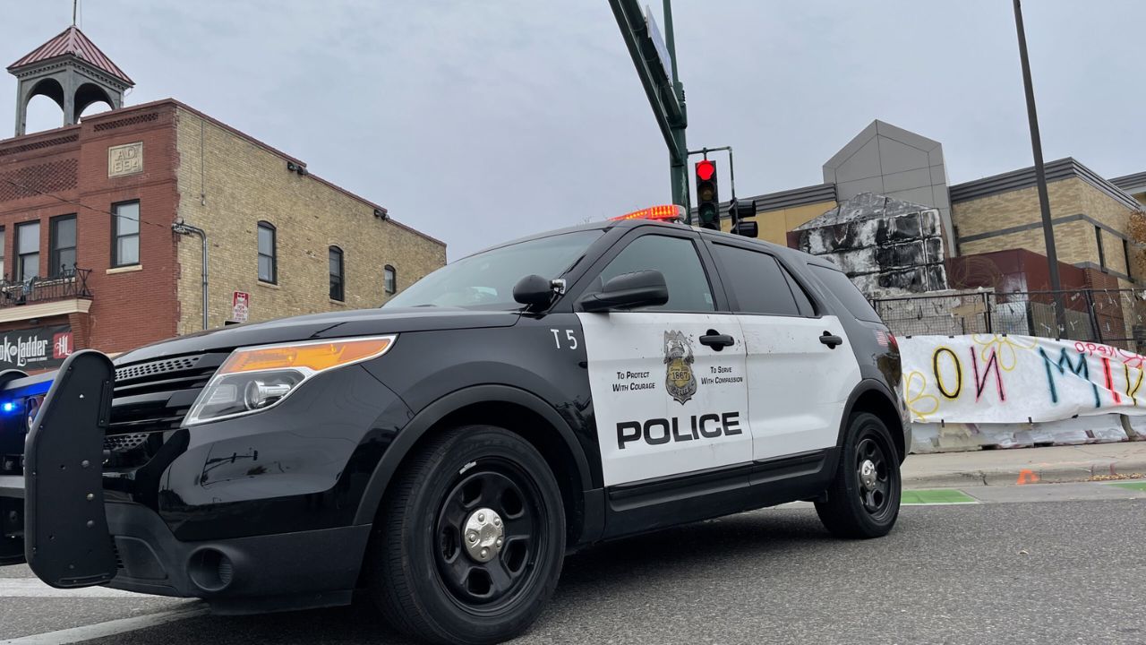 Phoenix Man Arrested after Minneapolis Raid Uncovers Nearly 10 Pounds of Fentanyl