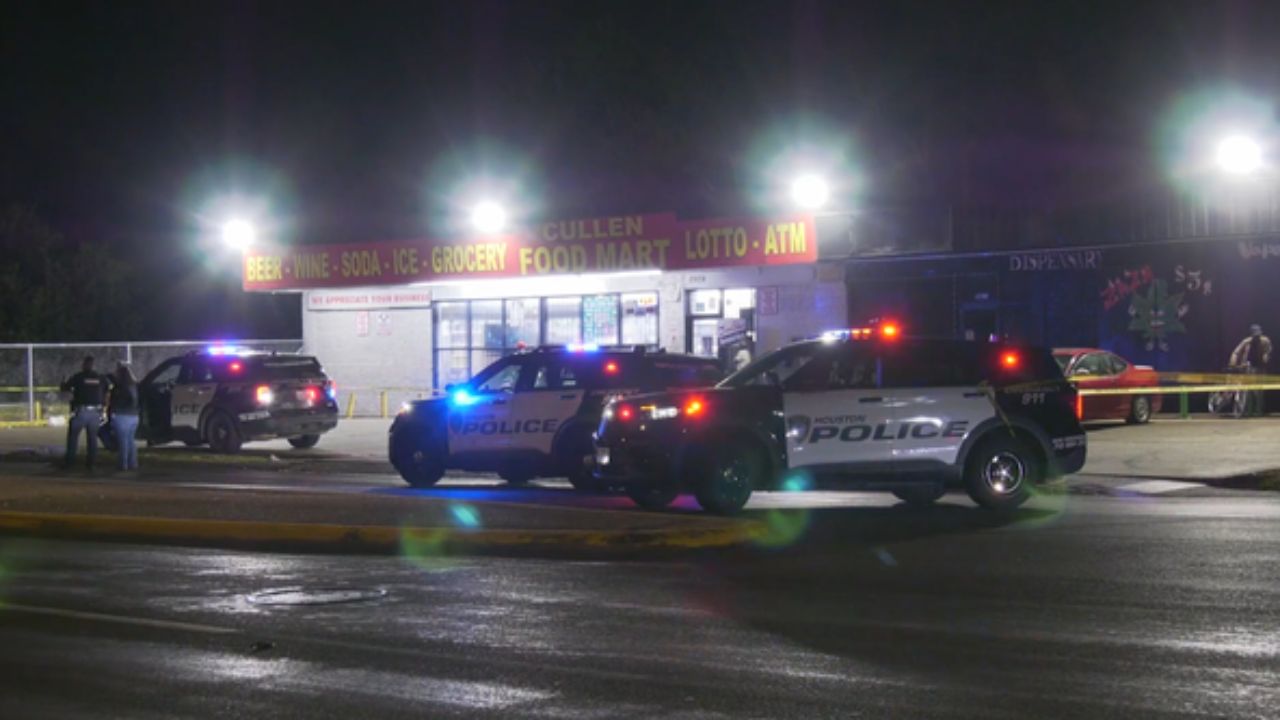 Two Women Fatally Struck During Street Fight in Southeast Houston