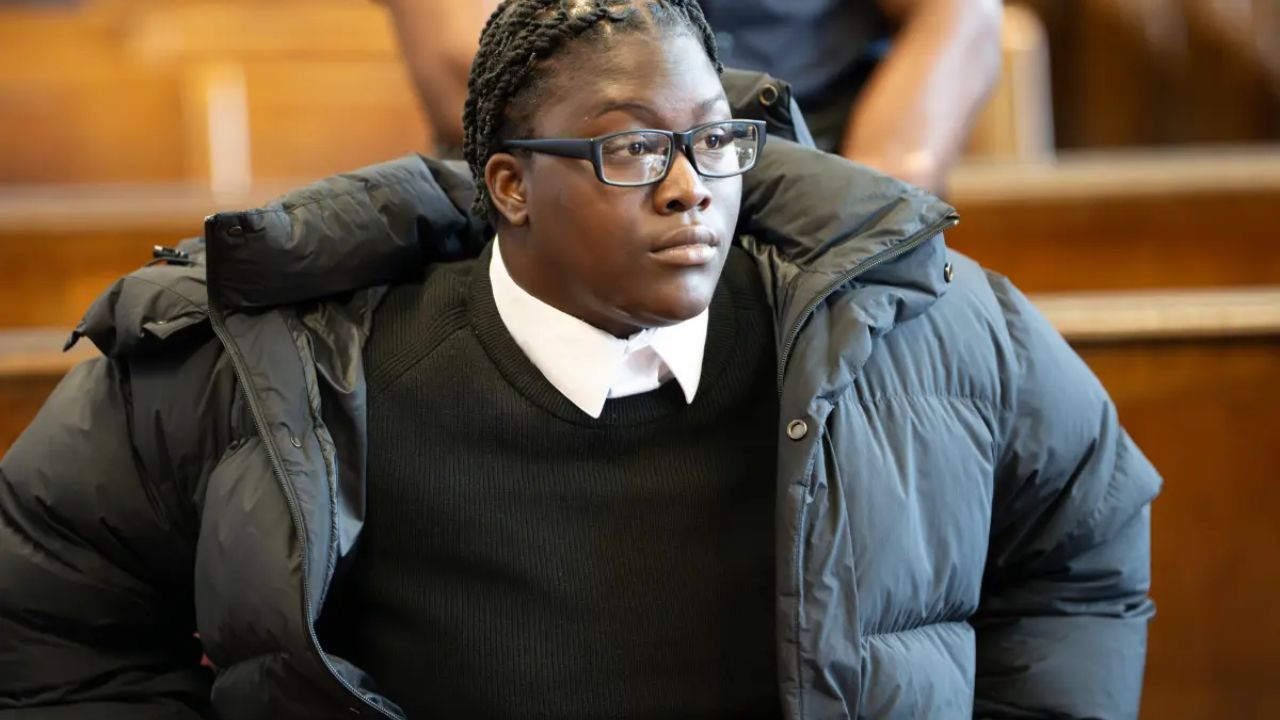 Woman High on Marijuana Who Hit NYPD Officer on Park Avenue Gets 2-Year Sentence; Union Says Punishment not Enough