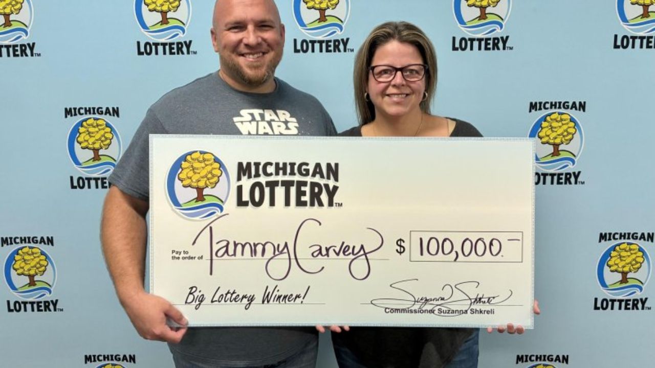 Wyandotte Woman Wins $100,000 after Using ChatGPT to Pick Powerball Numbers