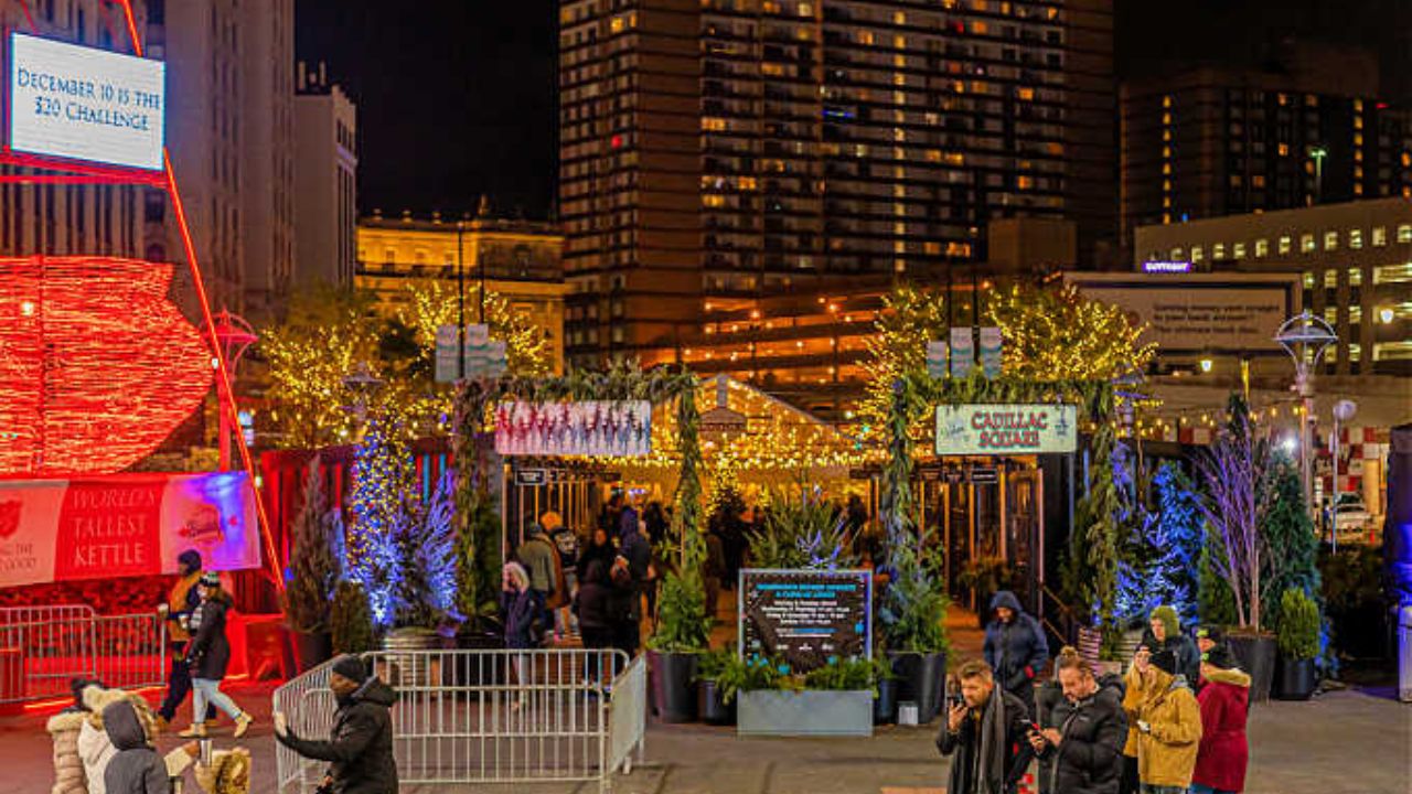 Detroit Gears Up for 2025 Tree Lighting Major Road Closures, Security Rules, and Visitor Tips