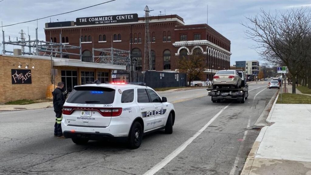 High-Speed Chase in South Bend Ends with Suspect Jumping into River, Rescued by Authorities (1)