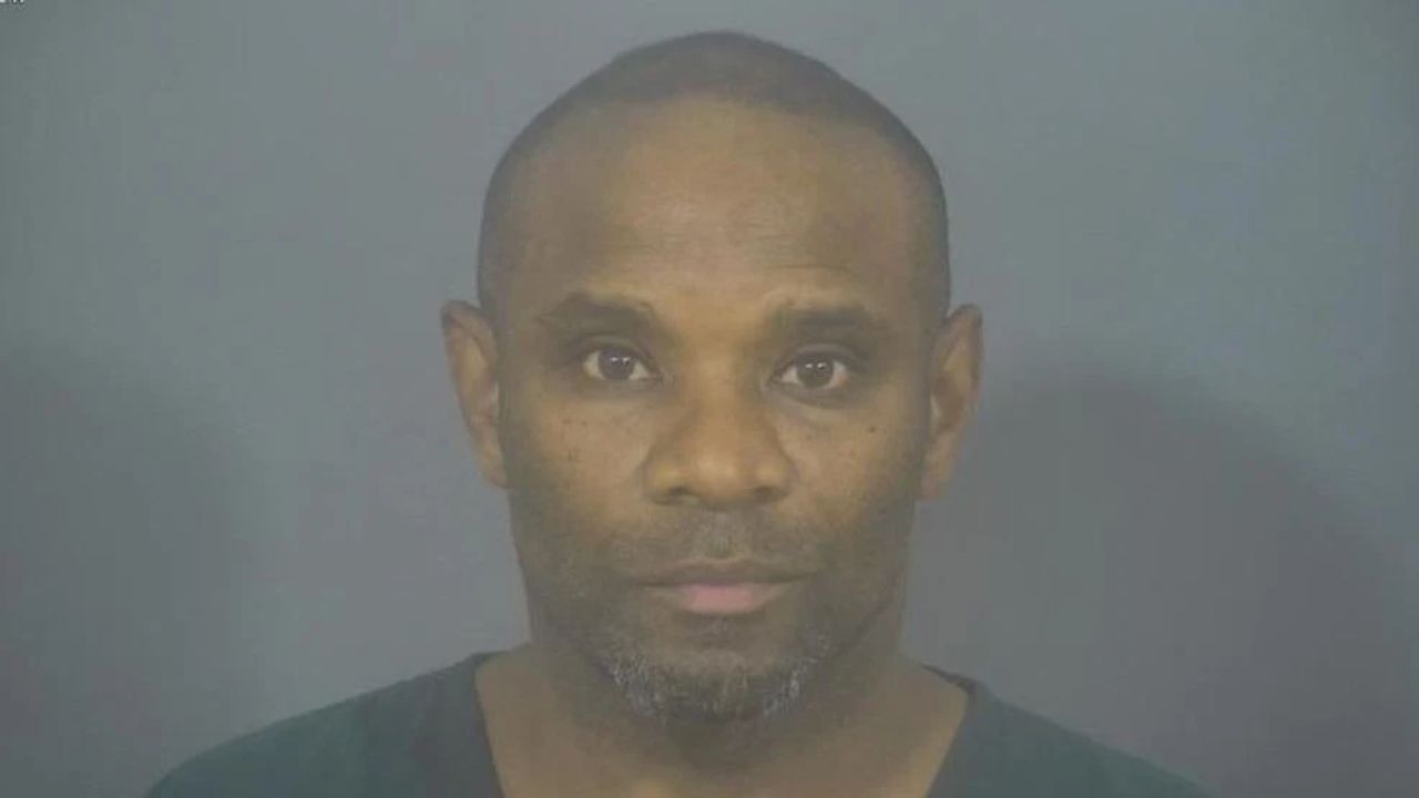 High-Speed Chase in South Bend Ends with Suspect Jumping into River, Rescued by Authorities