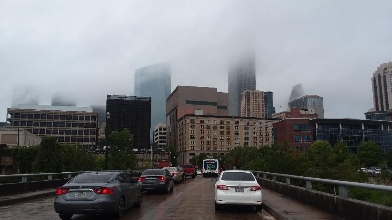 Houston Weather Rollercoaster Storm Chances Rise Before a Refreshing Thanksgiving Cool-Down] (1)