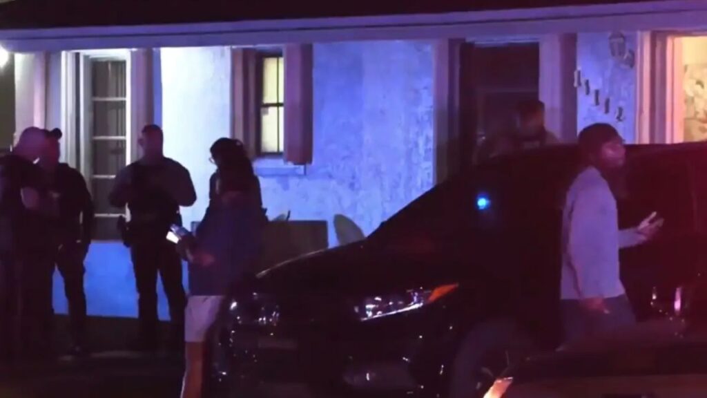 Kendall Homeowner Opens Fire on Armed Intruders, Killing One as Three Flee into the Night (1)