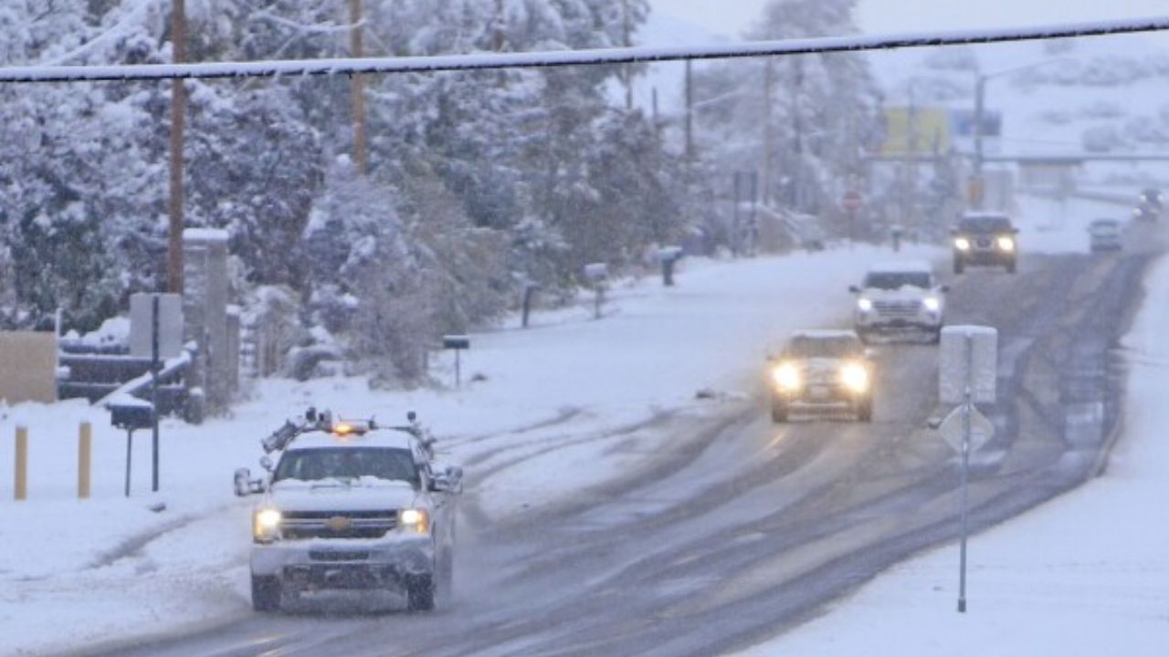 New Mexico Braces for Heavy Overnight Rain and Mountain Snowfall; Roads to get Slippery