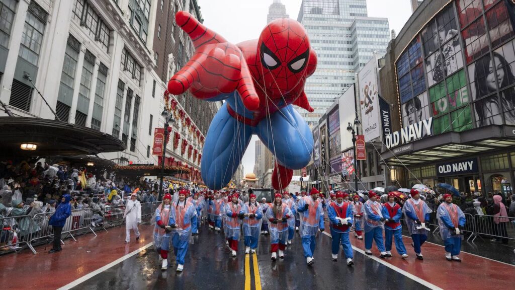 Strong Winds Threaten Macy’s Thanksgiving Day Parade Balloons as Gusts Near NYC Safety Limits