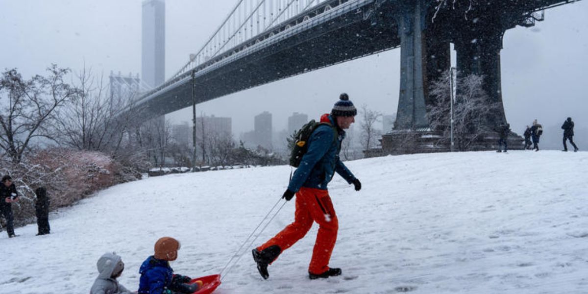 Clipper Storms Bring Snow and Ice to Northeast Ahead of Busy Holiday Week; Residents Delighted for White Christmas