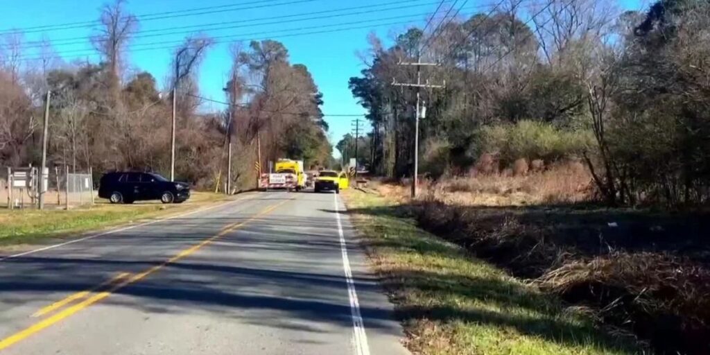 Dodge Charger Rollover Kills Two and Critically Injures One in Pollocksville (1)