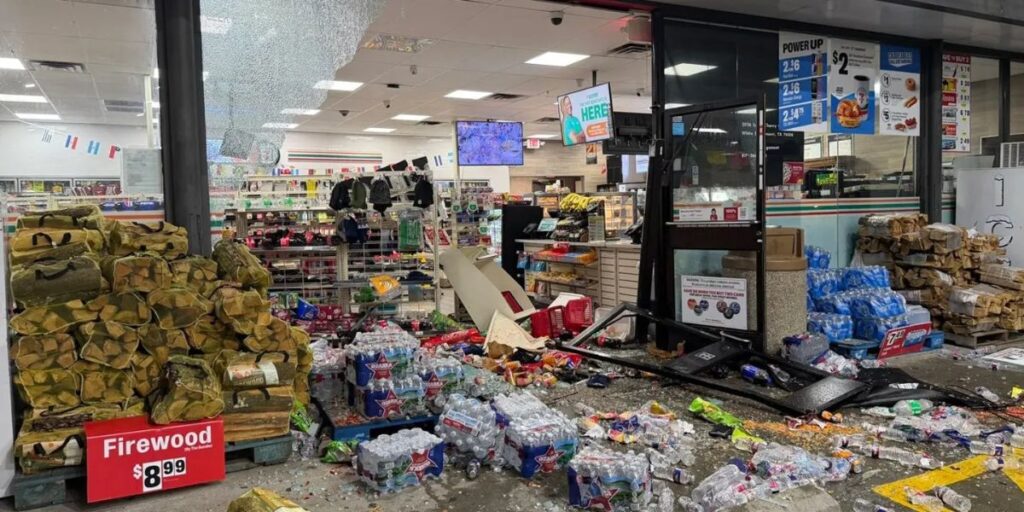 Failed ATM Heist in White Settlement Leaves 7-Eleven Wrecked, Stolen SUV Used in Christmas Eve Robbery Attempt (1)