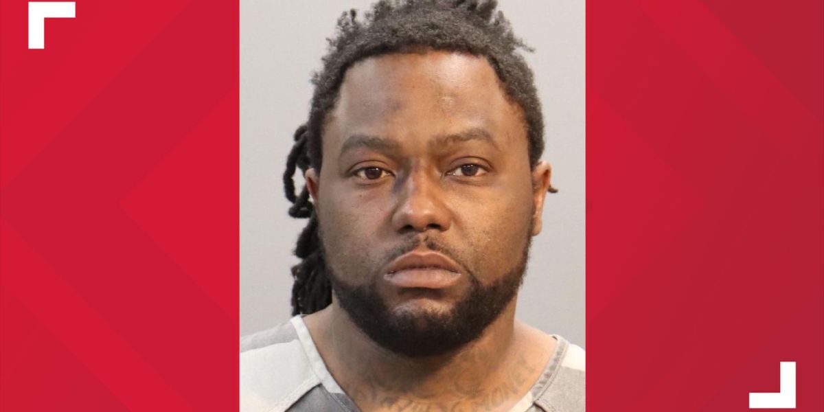 Knoxville Man Arrested after SWAT Seizes Large Drug and Weapons Cache on Linden Avenue