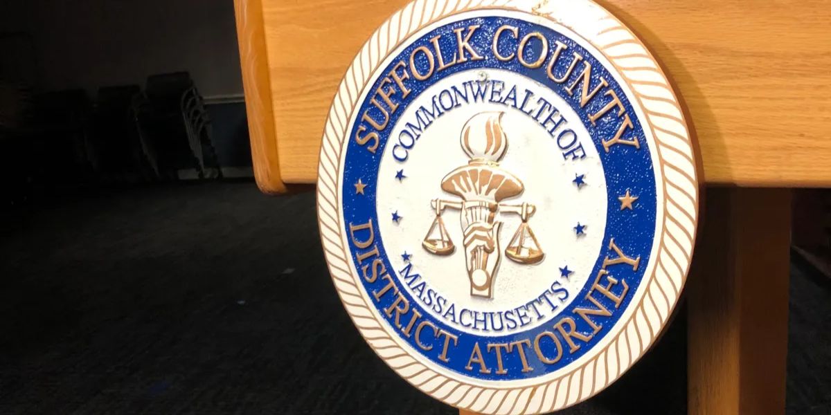 Long Island Man Arrested for Alleged Rape and Robbery of 12-year-old in Amityville