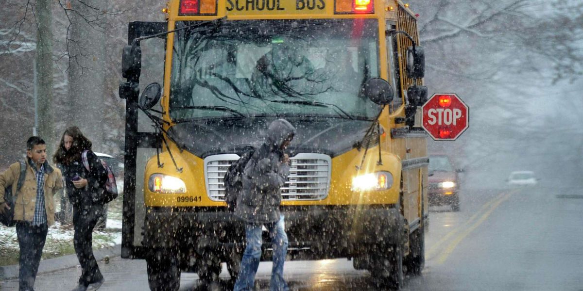 Metro Detroit Braces for Season’s Coldest Air, Friday School Closures Unlikely