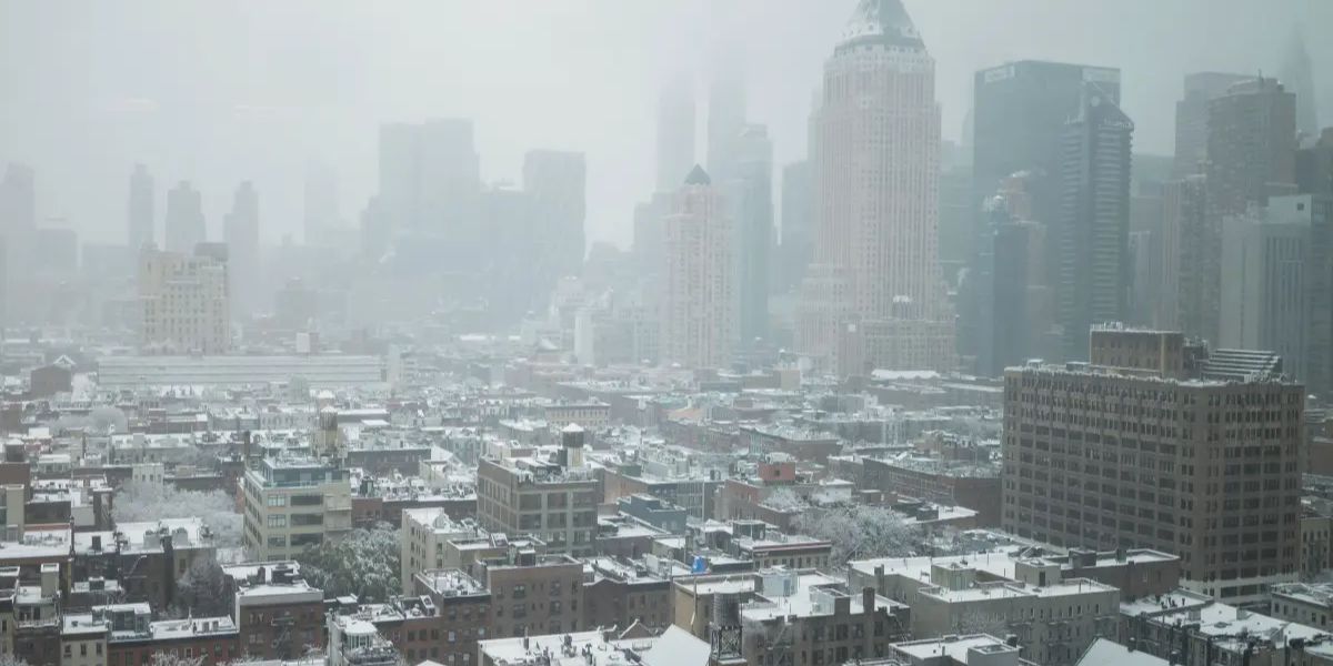 Northeast Snowstorm Causes Major Flight Delays Across NYC Airports, With Up to 8 Inches of Snow in Tri-State Area