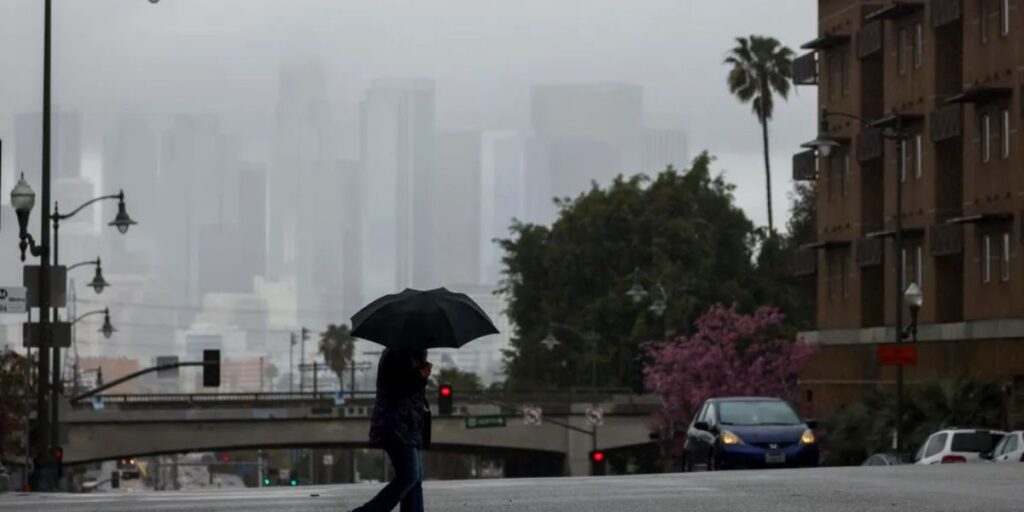 Powerful Christmas Winter Storm Threatens Southern California with Flooding, Heavy Rain, and Strong Winds (1)