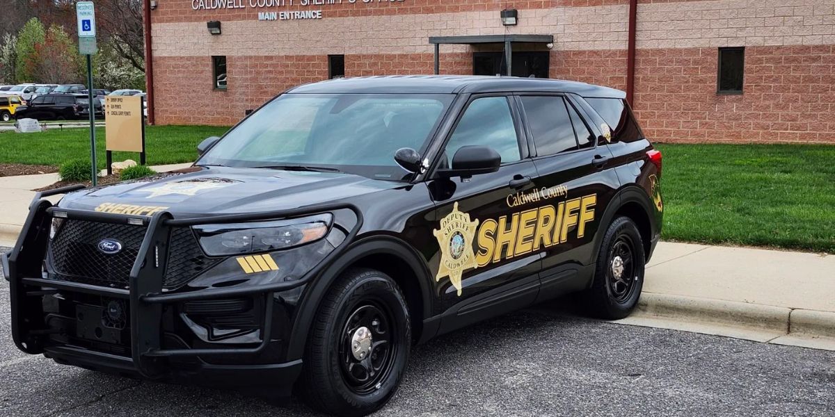 Routine Traffic Stop Uncovers $17,000 Worth of Meth in Caldwell County; 2 Lands in Custody