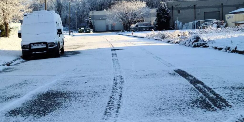 Tri-State Slammed by First Major Winter Storm as New Jersey Declares State of Emergency, Roads Turn Hazardous (1)