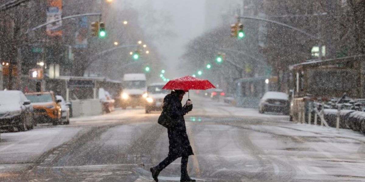 Tri-State Slammed by First Major Winter Storm as New Jersey Declares State of Emergency, Roads Turn Hazardous