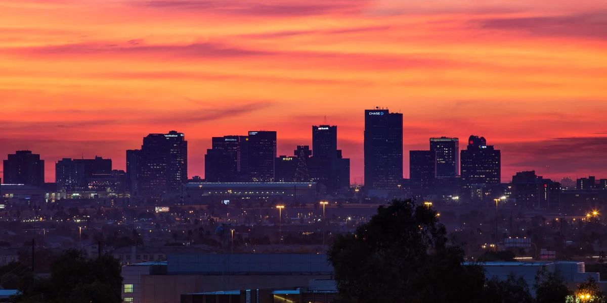 Warm Weather and Breezy Skies Ahead for Phoenix This New Year’s Week