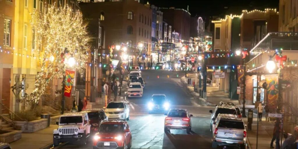 White Christmas Possible in Utah Mountains, But Warm Valleys May Miss Out (1)